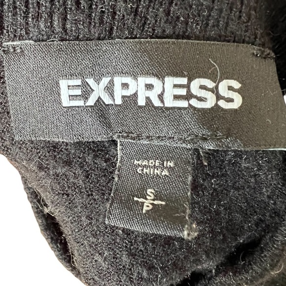 EXPRESS Mock Neck Puff Sleeve Sweater - Picture 5 of 6